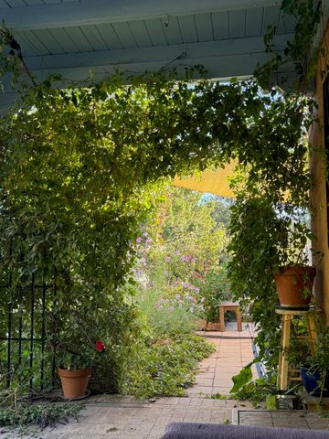 2107 Calle Tecolote, Santa Fe, NM 87505