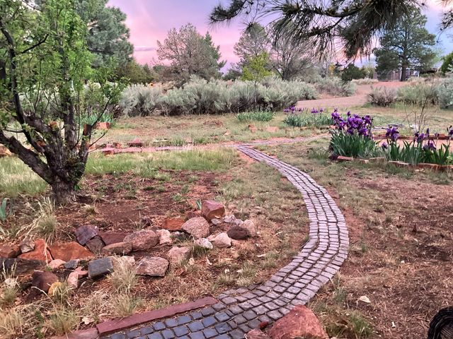 2107 Calle Tecolote, Santa Fe, NM 87505