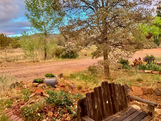 2107 Calle Tecolote, Santa Fe, NM 87505