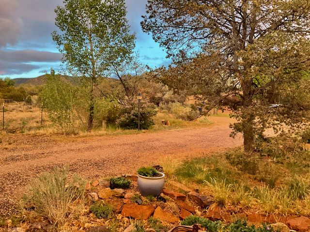 2107 Calle Tecolote, Santa Fe, NM 87505