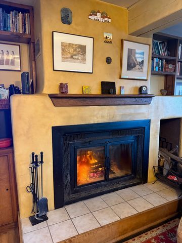 2107 Calle Tecolote, Santa Fe, NM 87505