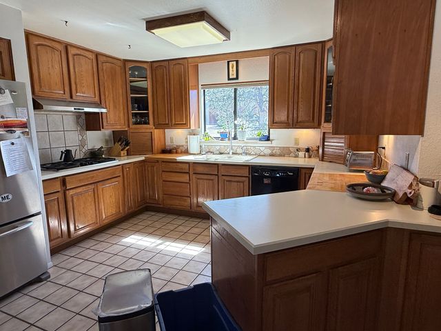 2107 Calle Tecolote, Santa Fe, NM 87505
