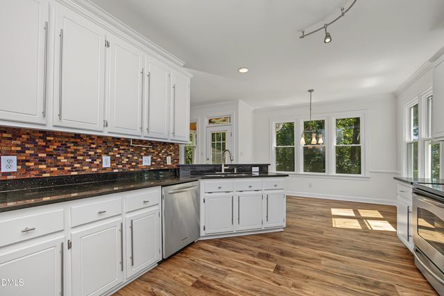 2006 Ironsides Lane, Apex, NC 27523