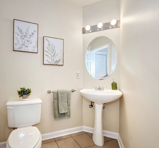 18 Knollwood Court 18, Burlington, MA 01803