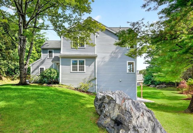 18 Knollwood Court 18, Burlington, MA 01803