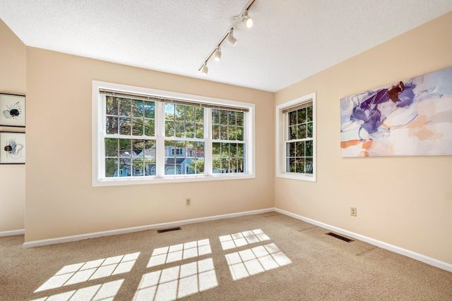 18 Knollwood Court 18, Burlington, MA 01803