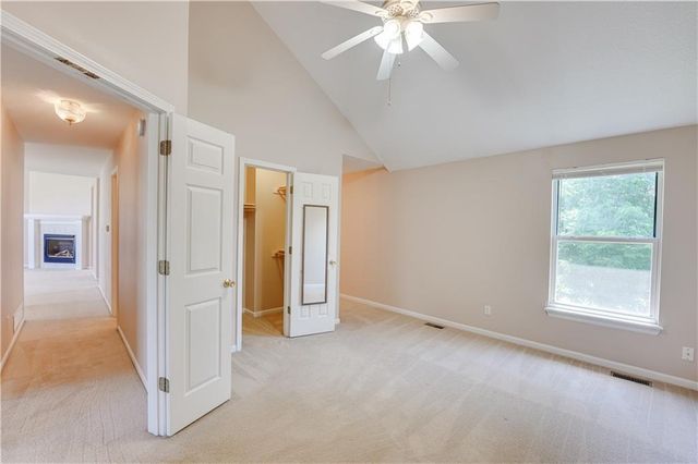 809 Village Street, Leavenworth, KS 66048