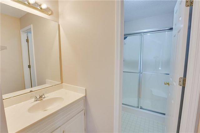 809 Village Street, Leavenworth, KS 66048