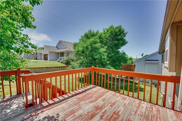 809 Village Street, Leavenworth, KS 66048