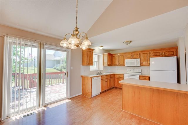 809 Village Street, Leavenworth, KS 66048
