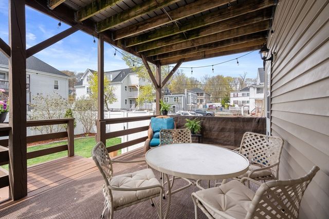 52 Rich 1, Waltham, MA 02451