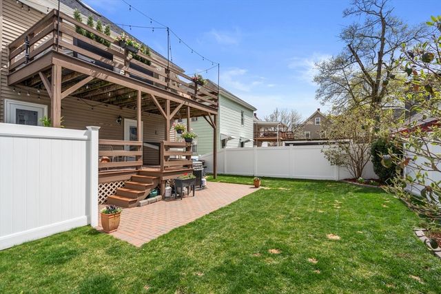 52 Rich 1, Waltham, MA 02451