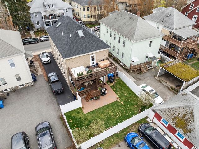 52 Rich 1, Waltham, MA 02451