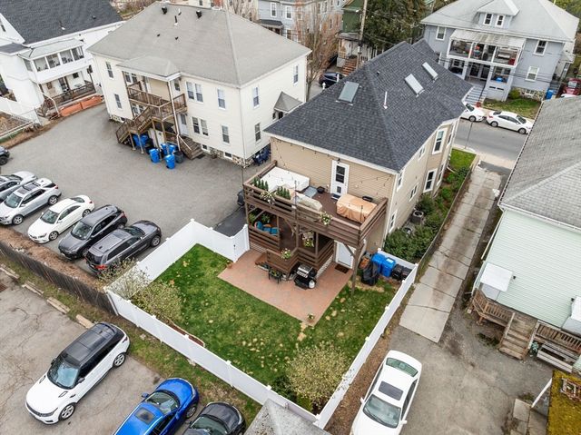 52 Rich 1, Waltham, MA 02451