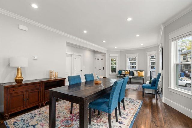 52 Rich 1, Waltham, MA 02451