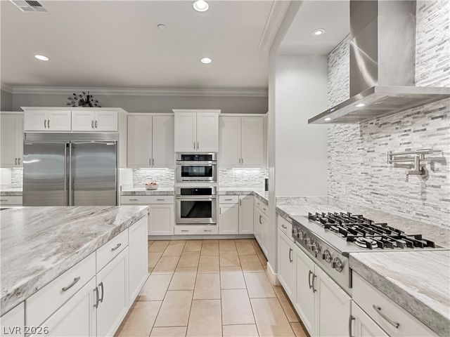 8775 Helena Avenue, Las Vegas, NV 89129