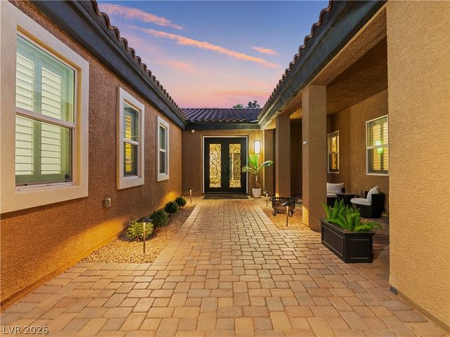 8775 Helena Avenue, Las Vegas, NV 89129