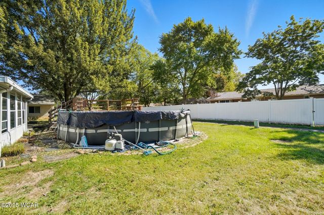 37 Beaumont Place, Lima, OH 45805