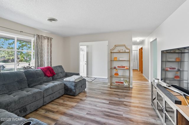 37 Beaumont Place, Lima, OH 45805