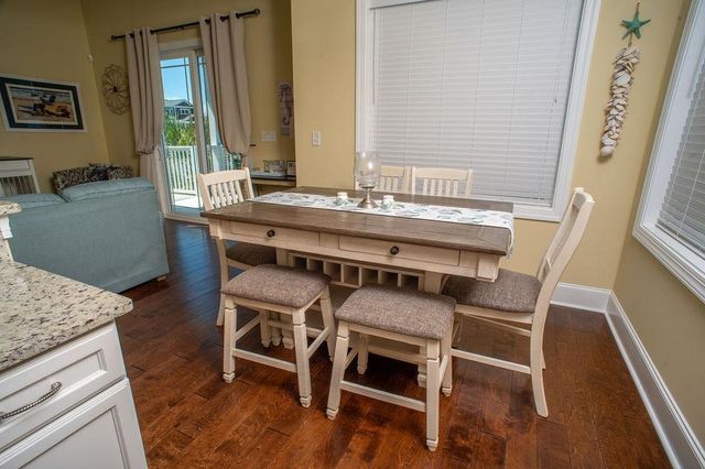429 Oak Ave., Murrells Inlet, SC 29576