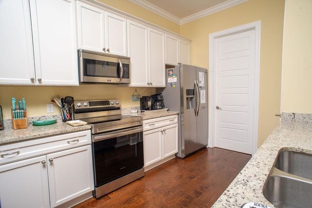 429 Oak Ave., Murrells Inlet, SC 29576