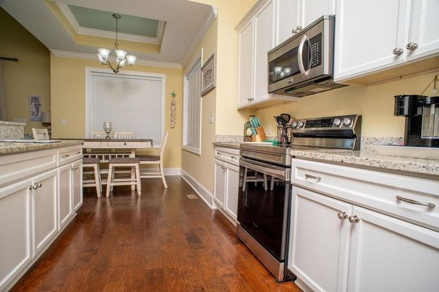 429 Oak Ave., Murrells Inlet, SC 29576