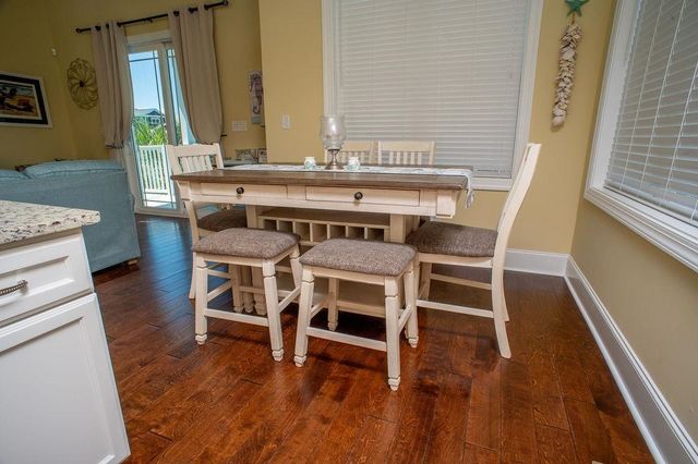 429 Oak Ave., Murrells Inlet, SC 29576