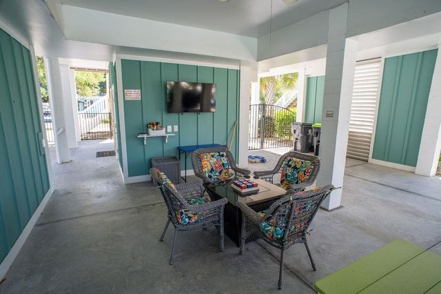 429 Oak Ave., Murrells Inlet, SC 29576