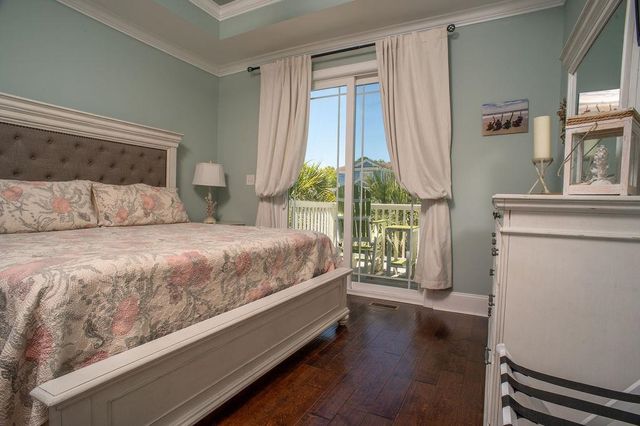 429 Oak Ave., Murrells Inlet, SC 29576