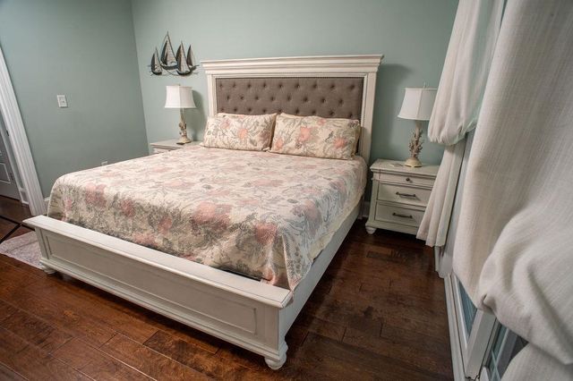429 Oak Ave., Murrells Inlet, SC 29576