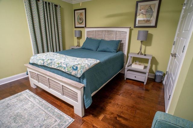 429 Oak Ave., Murrells Inlet, SC 29576