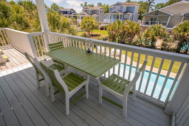 429 Oak Ave., Murrells Inlet, SC 29576