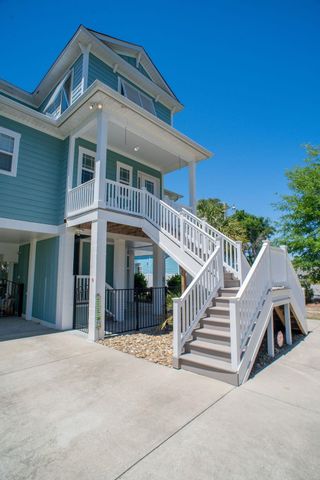 429 Oak Ave., Murrells Inlet, SC 29576
