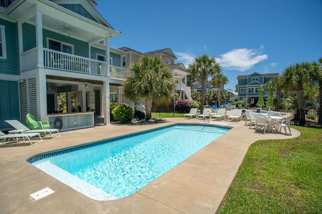 429 Oak Ave., Murrells Inlet, SC 29576