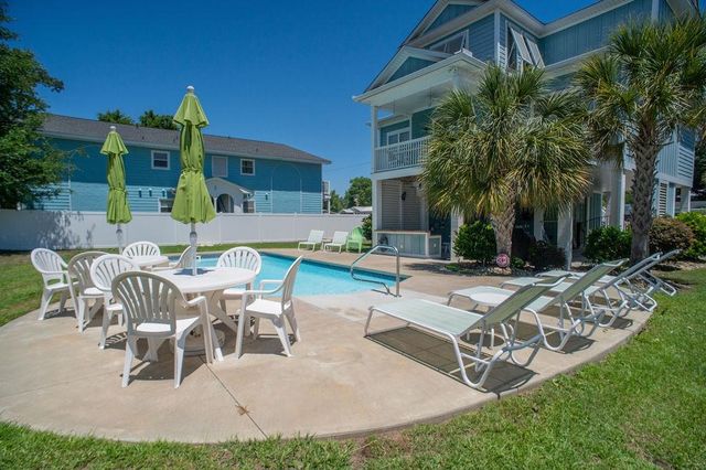 429 Oak Ave., Murrells Inlet, SC 29576
