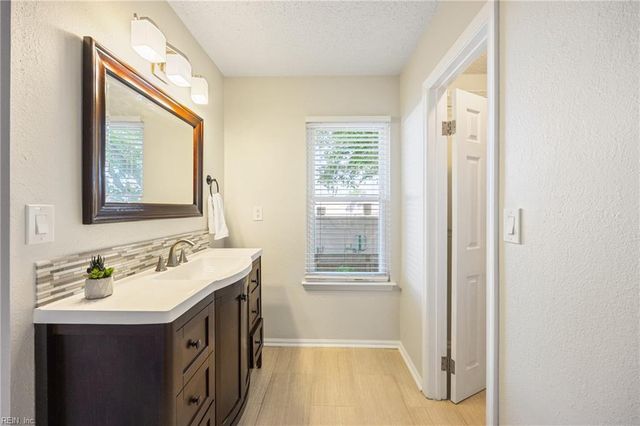 5308 Glenville CIR, Virginia Beach, VA 23464