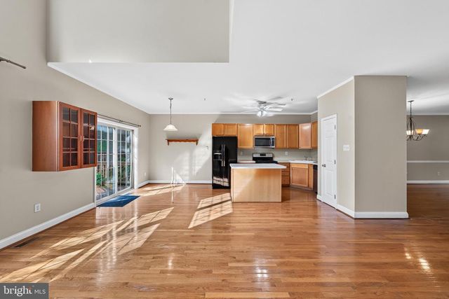 53 CRICKET DR, Conshohocken, PA 19428