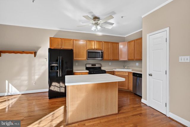 53 CRICKET DR, Conshohocken, PA 19428