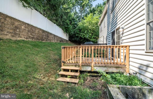 53 CRICKET DR, Conshohocken, PA 19428