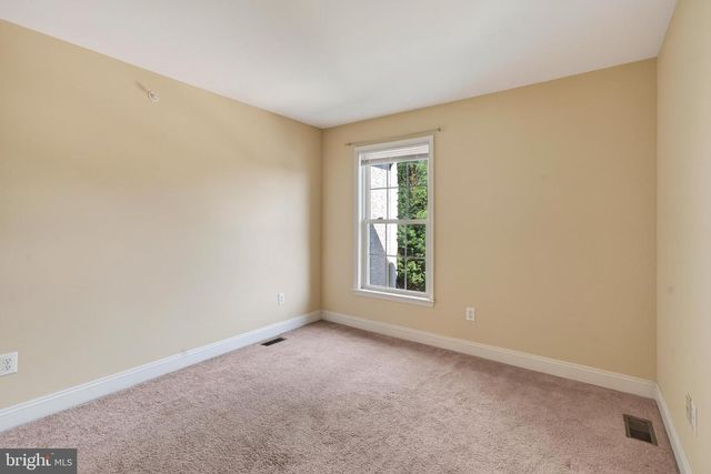 53 CRICKET DR, Conshohocken, PA 19428