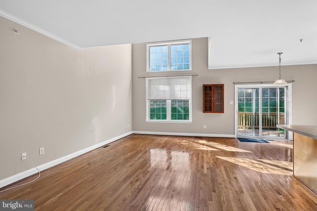 53 CRICKET DR, Conshohocken, PA 19428