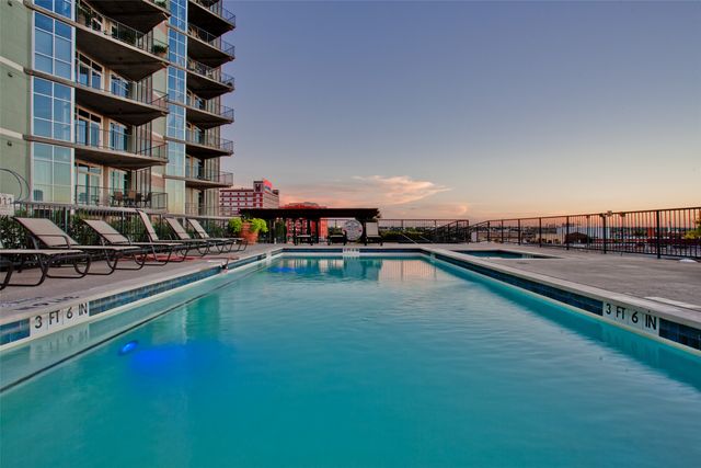 1001 Belleview Street 101, Dallas, TX 75215