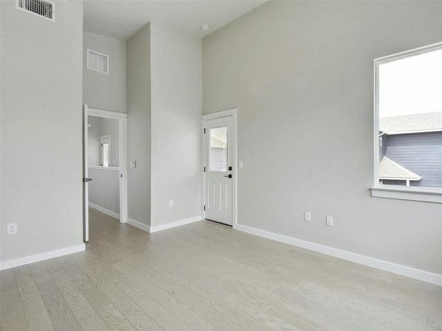 313 Blackson Ave A, Austin, TX 78752