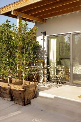 5417 Stratford, Los Angeles, CA 90042