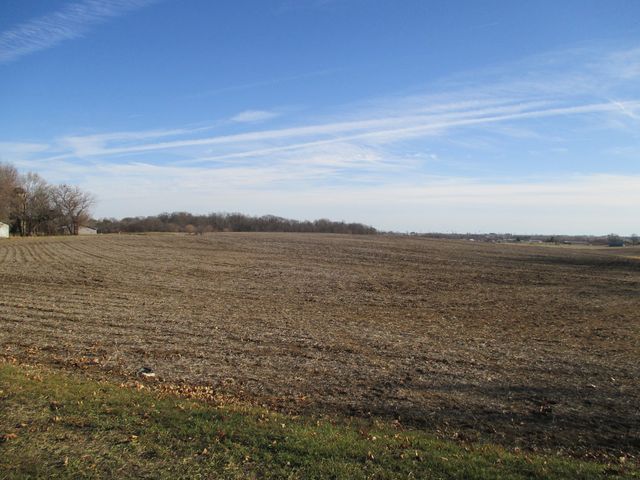 00 N Jackson Street, Morrison, IL 61270