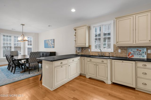 571 Main Avenue, Bay Head, NJ 08742