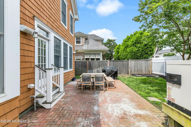 571 Main Avenue, Bay Head, NJ 08742