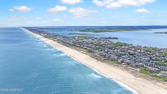 571 Main Avenue, Bay Head, NJ 08742