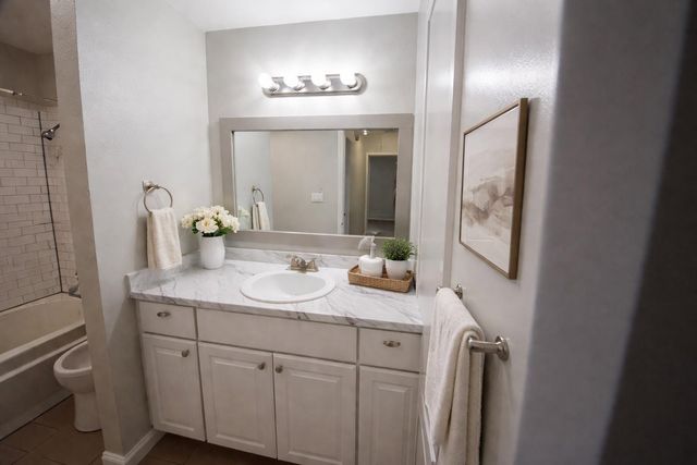 15923 Boulder Oaks Drive, Houston, TX 77084