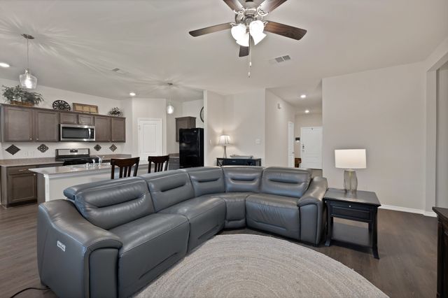 906 Honey Maple Street, Princeton, TX 75407